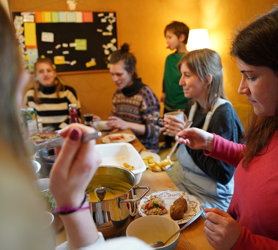 Unsere Community beim Essen 